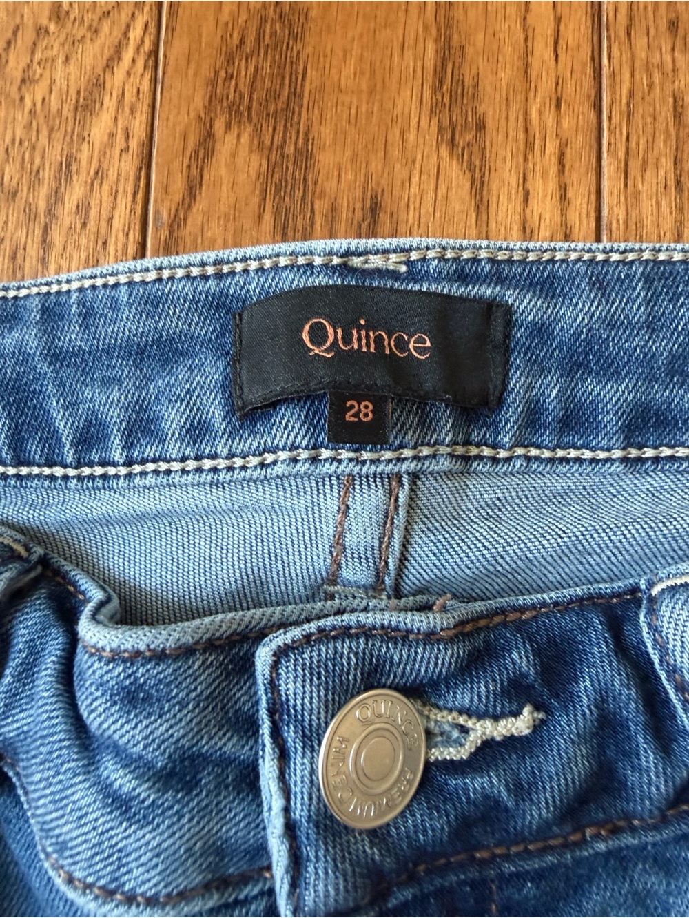 Quince Bella Stretch Straight Jeans in Twilight Blue Fray Regular 28 - Picture 14 of 17